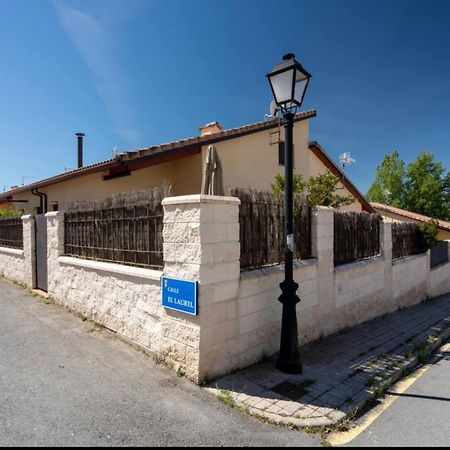 Ituero y Lama El Refugio De Segoviaヴィラ エクステリア 写真